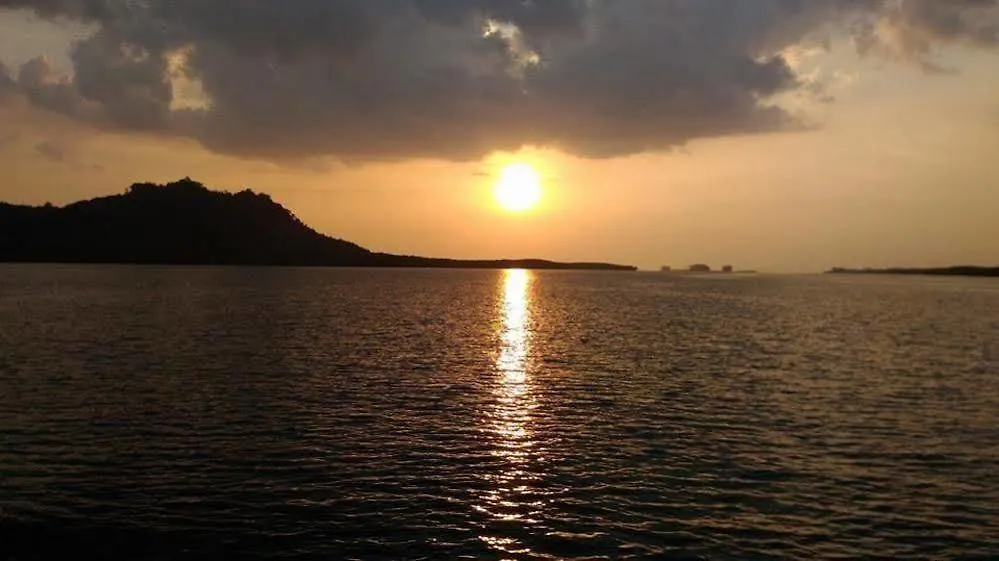 Resort Ser-En-Dip-I-Ty - Sha Extra Plus Koh Lanta